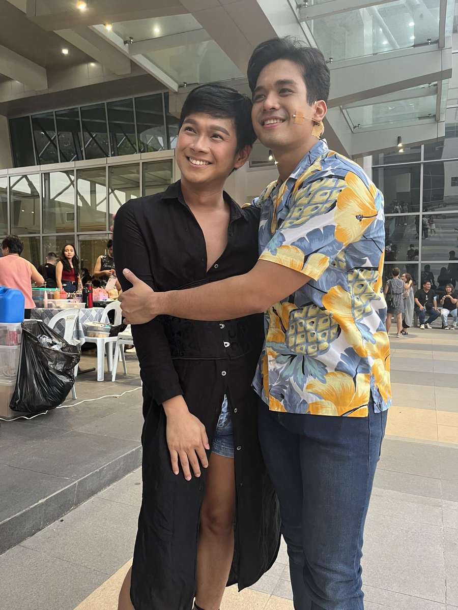 _iiiago's tweet photo. Major kilig today!

#ZsazsaZaturnnah2023 #ZsaZsaZaturnnahTheMusical #zsazsabluerep https://t.co/x4tB2jDDyn