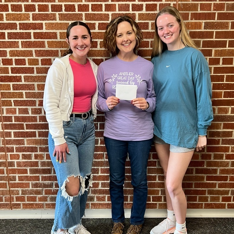 WeepingWaterPS's tweet image. Congratulations to our WWPS March Teacher of the Month, Ms. Miki Valenta sponsored by Student Ambassadors #rolltribe