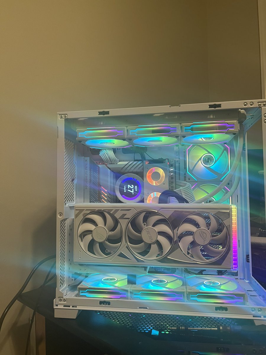 Giving away this PC (7k), just like &amp; RT picking winner later today!