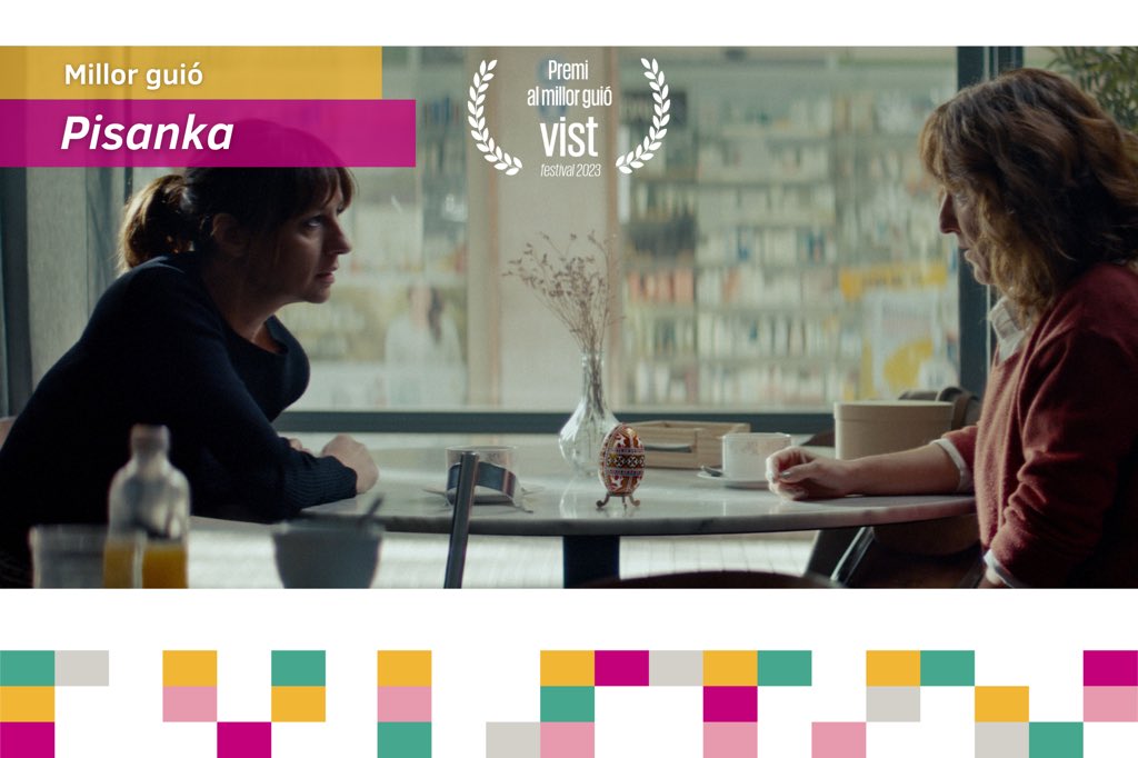 El premi a millor guió🏅 és per a ‘Pisanka’, de Jorge Yúdice i Zebina Guerra.
Va recollir el premi Zebina Guerrs. I el va lliurar <a href="/antonio_escamez/">antonio</a> , membre del jurat 

Enhorabona!

#vist #vist2023 #vistfestival #festivaldecine #millorguió