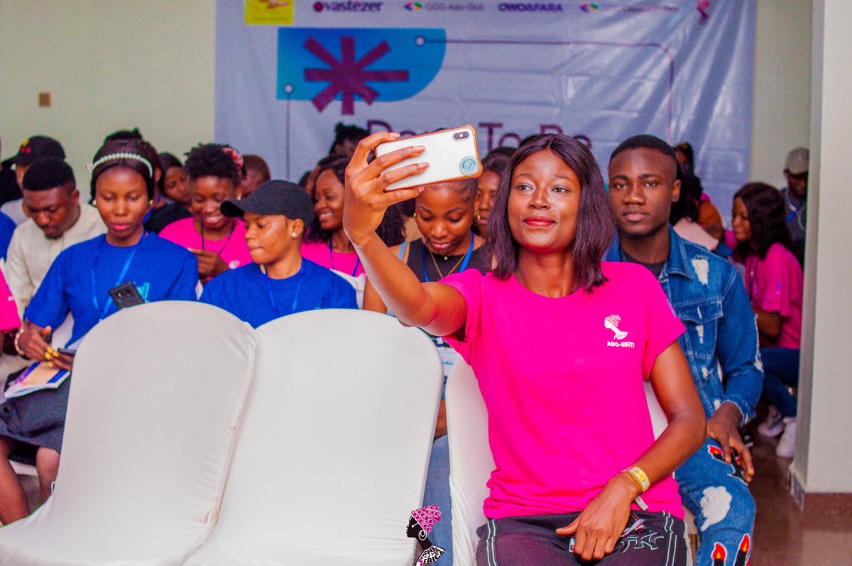 DowoleGoldMoyin's tweet photo. The tech sector is not excluded from gender bias and stereotypes women faced in all sectors, today. Women are underrepresented and underpaid in the tech sector. The tech sector needs to #Embracequity .
#IWD2023 #Daretobe #Womentechmaker #Shecodeafrica https://t.co/VYgD7XlTQS