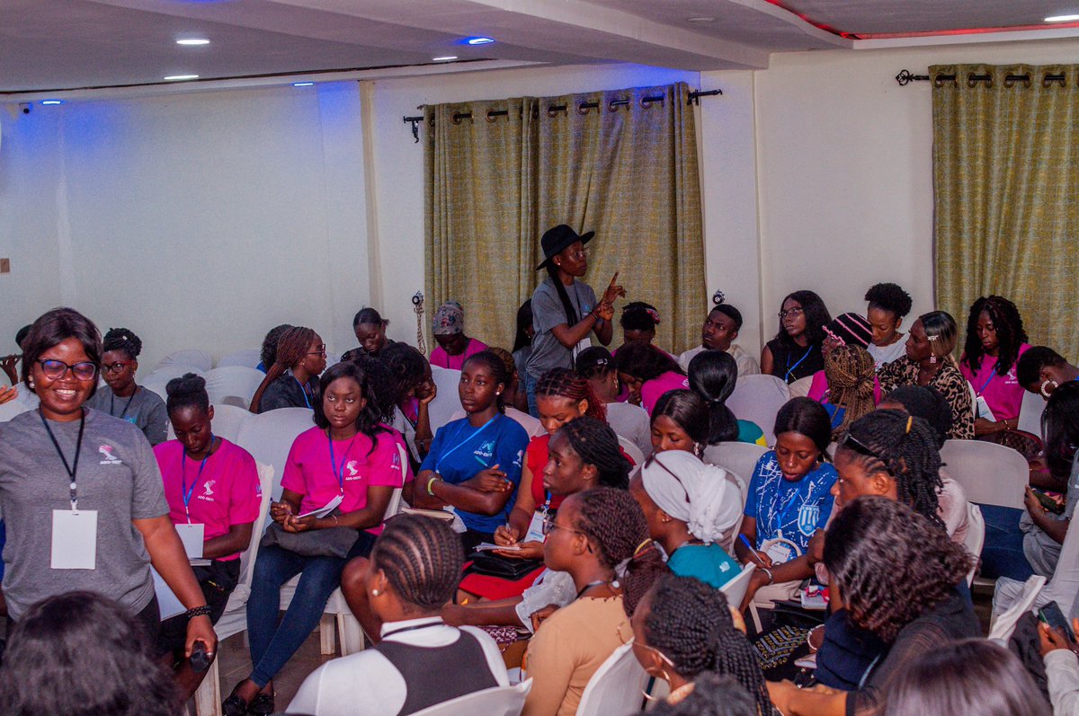 DowoleGoldMoyin's tweet photo. The tech sector is not excluded from gender bias and stereotypes women faced in all sectors, today. Women are underrepresented and underpaid in the tech sector. The tech sector needs to #Embracequity .
#IWD2023 #Daretobe #Womentechmaker #Shecodeafrica https://t.co/VYgD7XlTQS