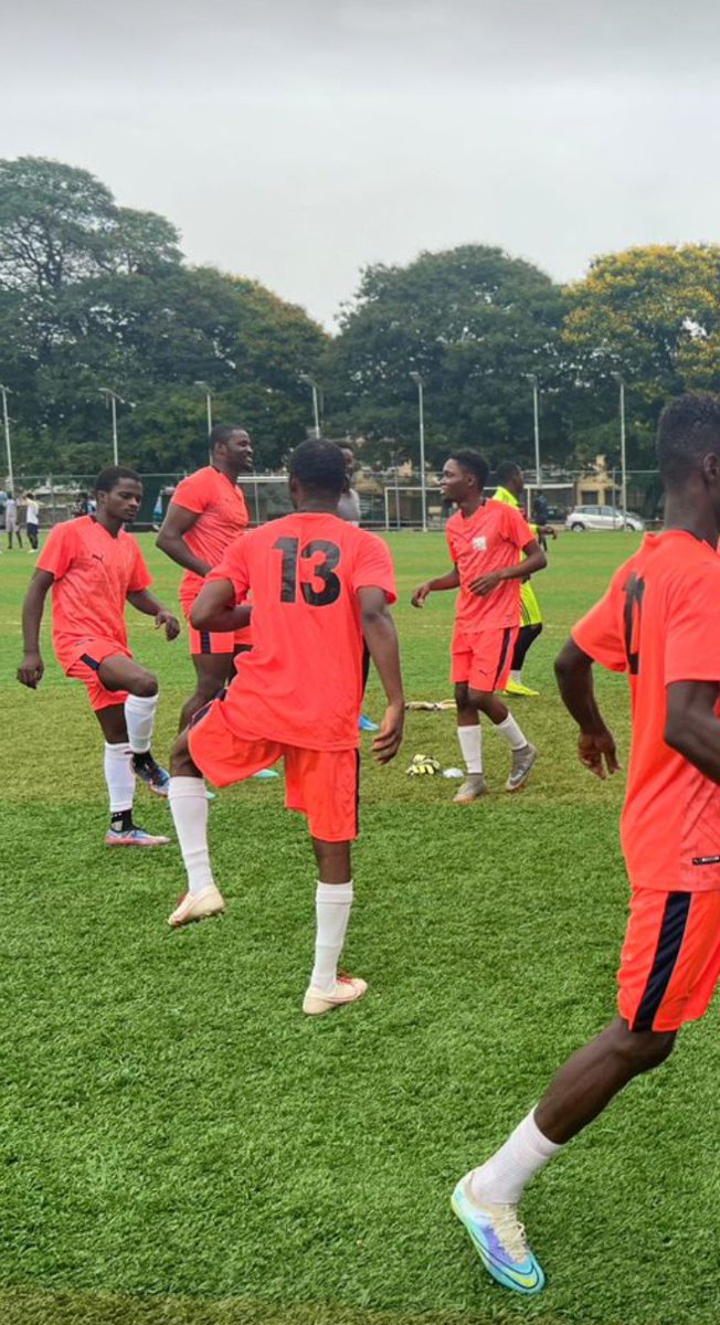 iam_OlaPhill90's tweet photo. Push the negativity aside and fill that open space with positivity. Even In Hard Times, Be More, Do More Because Life Wants You To Win. #OvercomeMore
This TEAM -Elites stars fc- β¨πβ https://t.co/v19mt3GwaF