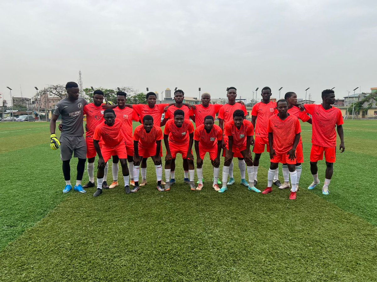 iam_OlaPhill90's tweet photo. Push the negativity aside and fill that open space with positivity. Even In Hard Times, Be More, Do More Because Life Wants You To Win. #OvercomeMore
This TEAM -Elites stars fc- β¨πβ https://t.co/v19mt3GwaF