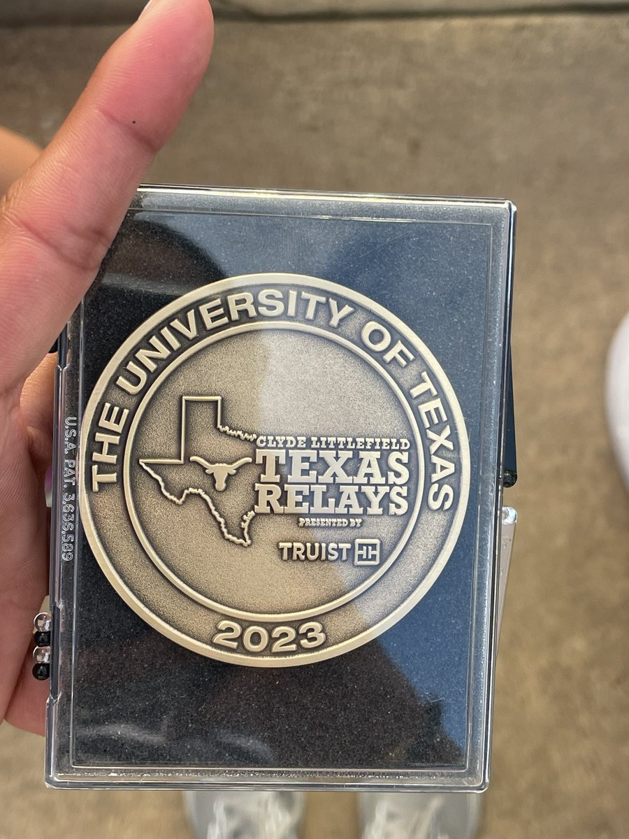 phs_track_'s tweet photo. Congratulations to our very own @DestinyQuintan8 for setting a new HBU school record and placing 3rd in the DMR at the Texas Relays! #FamilarGrounds https://t.co/k7pjwduyDV