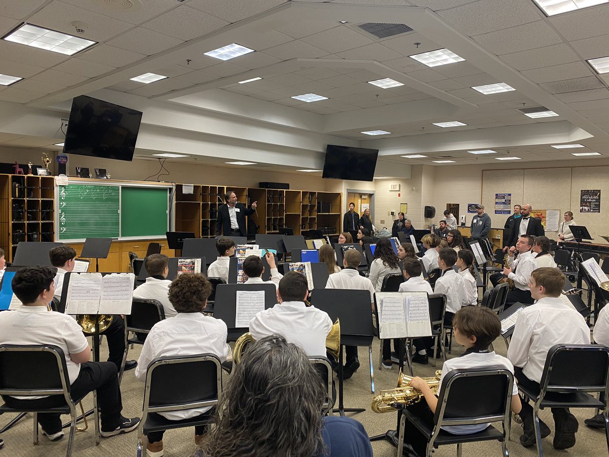 This is where the magic happens! Clinic time. #micca