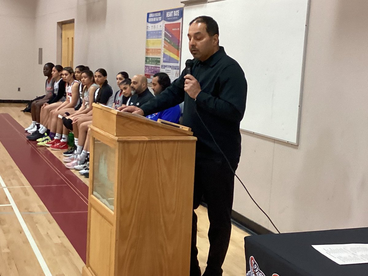 mcnally_laurae's tweet photo. Surrey All Star Classic opened with Asst. Supt. Neder Dhillon giving a heartfelt tribute to the late Kevin DeBoice, who was certainly there in spirit.Great games, scholarships given out.#sd36 learn # bced https://t.co/mrrqjeY2wC