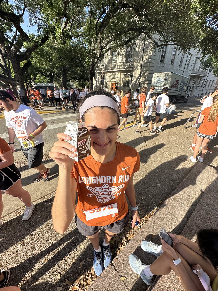 ShezanSamanani4's tweet photo. #WeRunUT https://t.co/G8dHCmwZj9