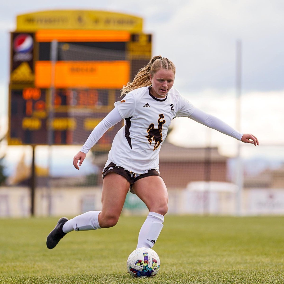Wyoming Cowgirl Soccer tweet media