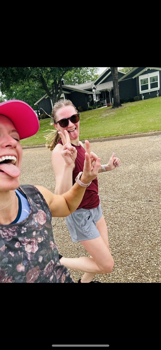 MrsWolgo's tweet image. New Polo G song in time for da long run ☠️ #leggo #getdatbread