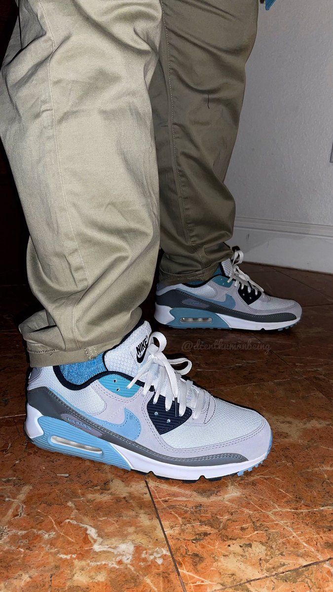 dcenthumanbeing's tweet photo. Day 31:

Air Max 90 ‘Worn Blue’

#airmaxmonth #nikeairmax #marchMAXness #snkrsliveheatingup #nike #airmax90 #airmaxday https://t.co/57hbI6Q2pY