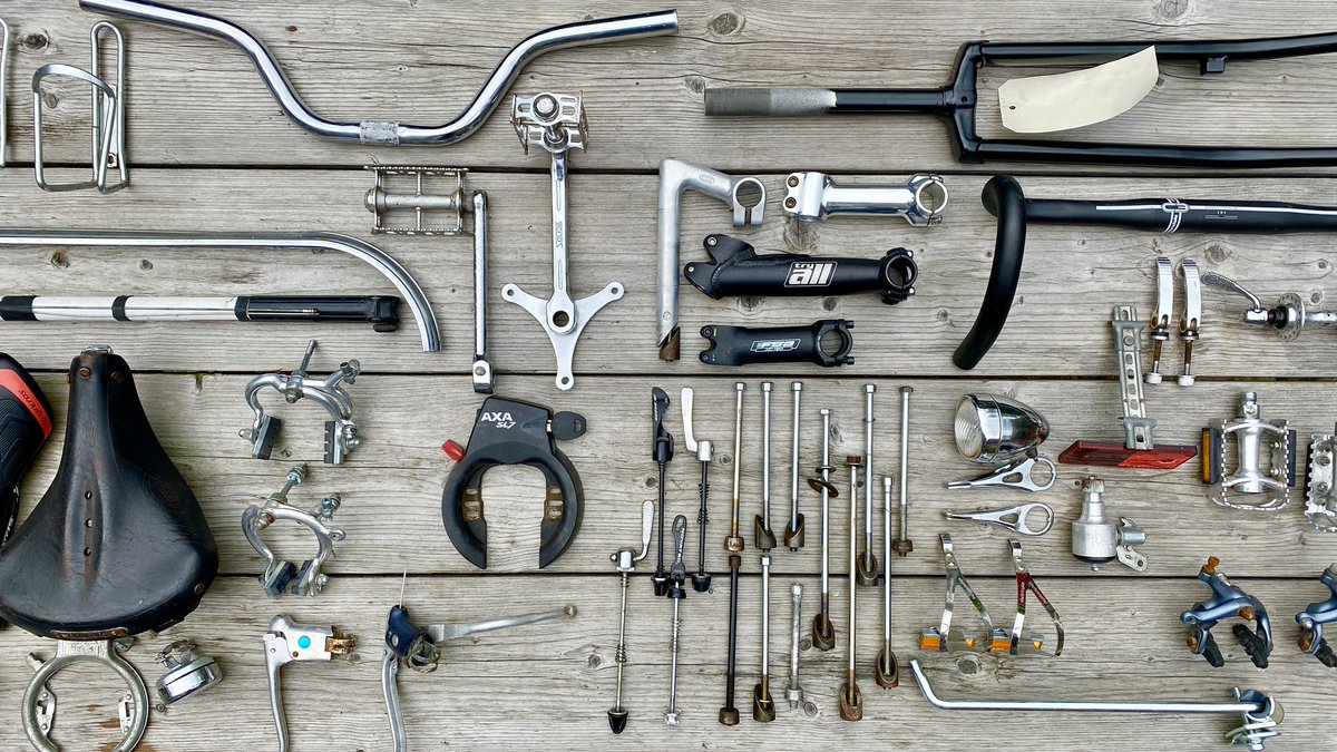 WOODYOURECYCLE's tweet photo. Heb jij nog oude goede fietsonderdelen in je schuur liggen die je wil ruilen of verkopen? Kom dan 19 april om 19.00 naar onze Gear Swap Party! Deelname is gratis, meld je aan via info@woodyourecycle.nl #gearswapparty #amersfoort #oudefietsonderdelen #fietsen #hergebruik #recycle https://t.co/6PRam6rqan