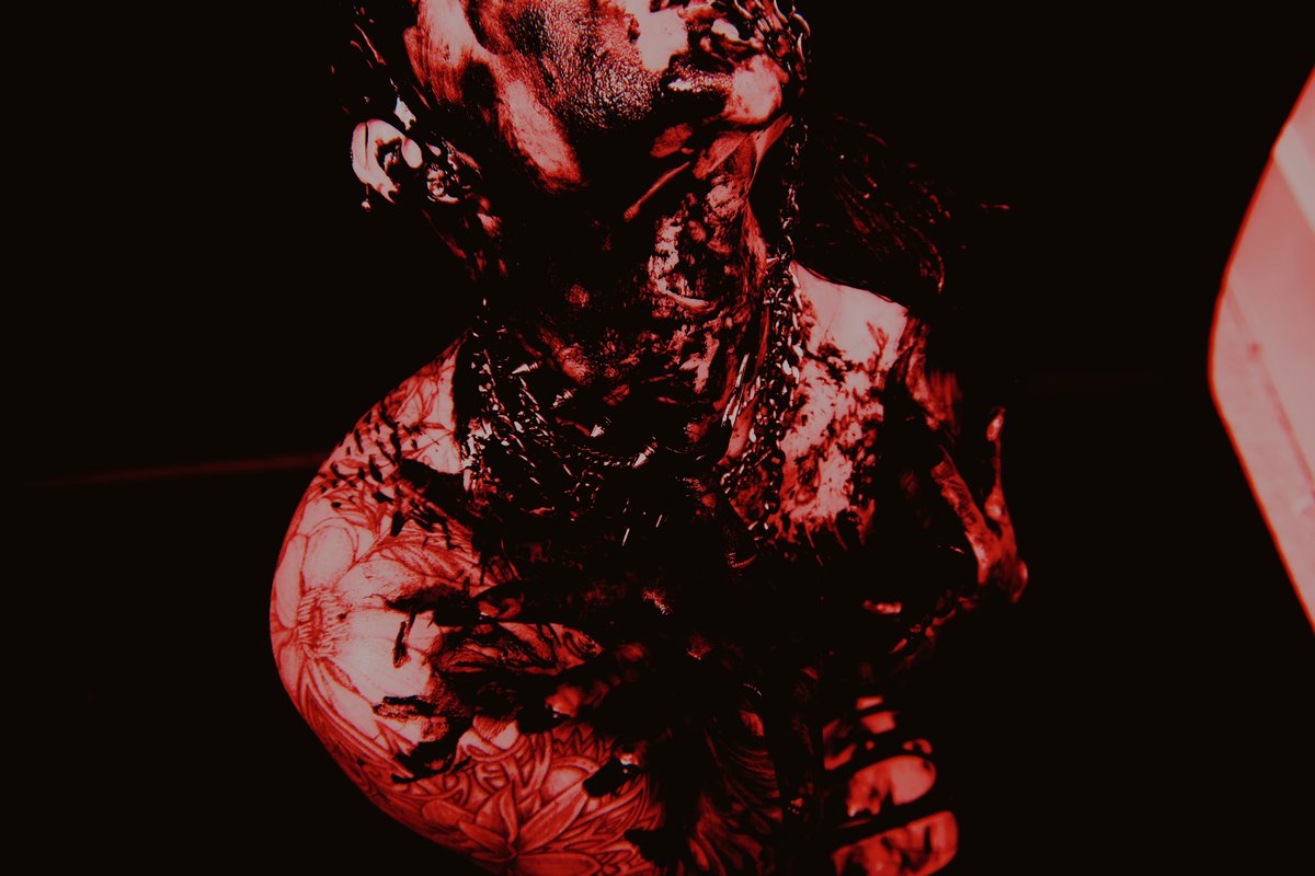 jigsawyouthband's tweet photo. “THE WAR INSIDE ME” EP is now available on all streaming platforms ❤️ We love you all and hope to see you this year ❤️

https://t.co/9XROkJ3Drc https://t.co/6p2apVVTC7