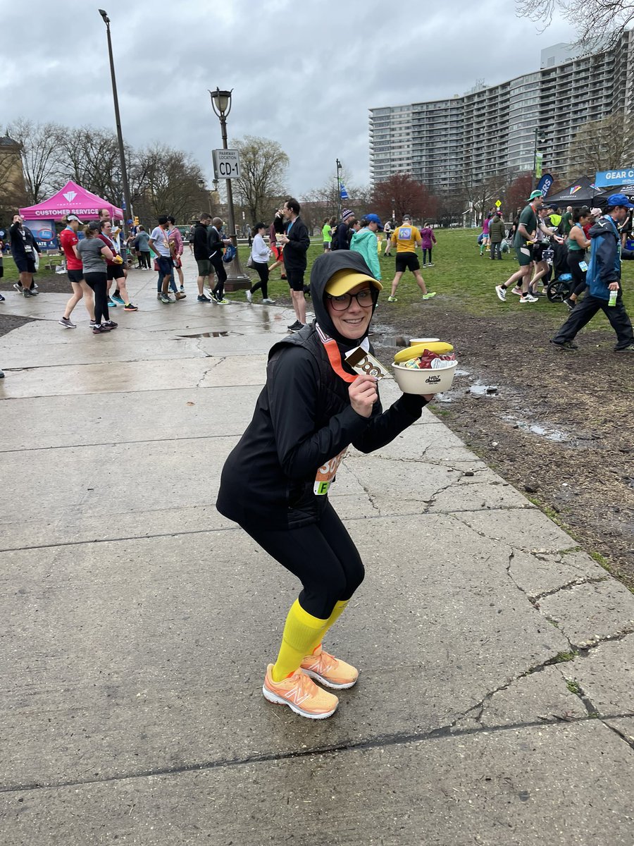 nicoleeabella's tweet image. not the race we wanted but we did get a race. just wish it would have counted for my qualifying races @HotChocolate15k #HC15K