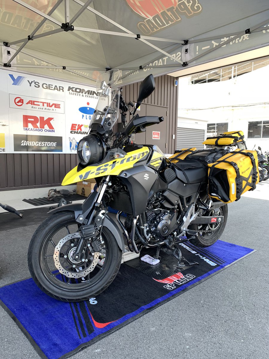 ride_on23's tweet image. #SP忠男 の #POWERBOX 取り付けました！走りが激変！いつもの様にアクセル開けてたら体がのけぞる感じwモッサリ感が無くなってどのギアでも伸びが違う！6速で追い越しが余裕で出来、エンジンが良く回ってるのが伝わって来る！大満足！姫路城見て帰りました！明日から楽しくなりそう♪ #Vstrom250