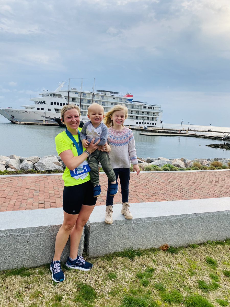 MrsHarrisGCPS's tweet photo. Victory at Yorktown 5k and 10k this morning. I ended up 4th female overall in the 5k and ran into some students who killed it in the 10k! Nice race, even in the wind! #GMSWellness https://t.co/Y1Aa9wl175