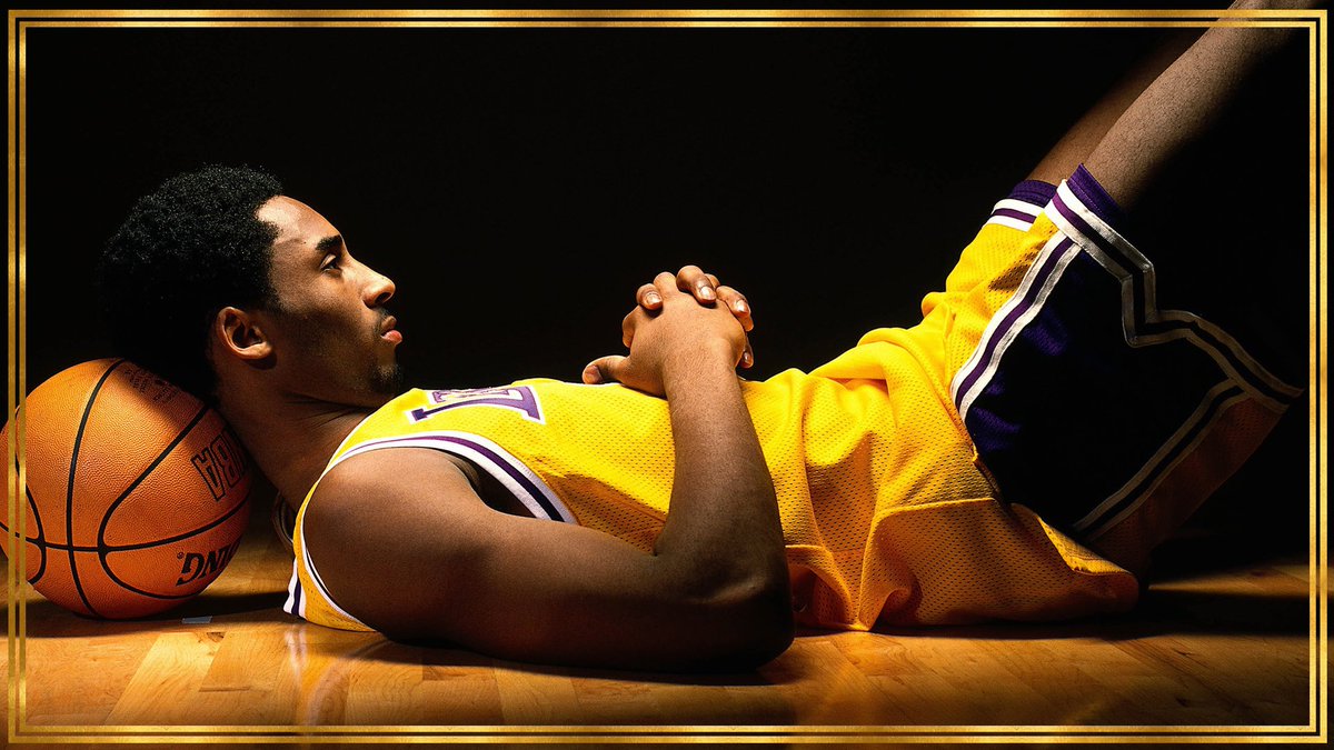 demas6Basket's tweet photo. Cuánta razón tuvo Kobe Bryant cuando dijo:

 ''La duda es algo muy extraño. Quiero decir, habrá momentos en los que seas exitoso y otros en los que fracases, así que desperdiciar tu tiempo dudando sobre si vas a ser exitoso o no es inútil. Solo pon un pie delante del otro, controlas lo que puedes controlar y luego ves el resultado. Si ganas, bien, el próximo día te tendrás que levantar y seguir con tu viaje. Si pierdes, apesta, pero el próximo día te tendrás que levantar y seguir con tu viaje de todos modos''

y esto TOP👉https://t.co/apHJZG0DPA