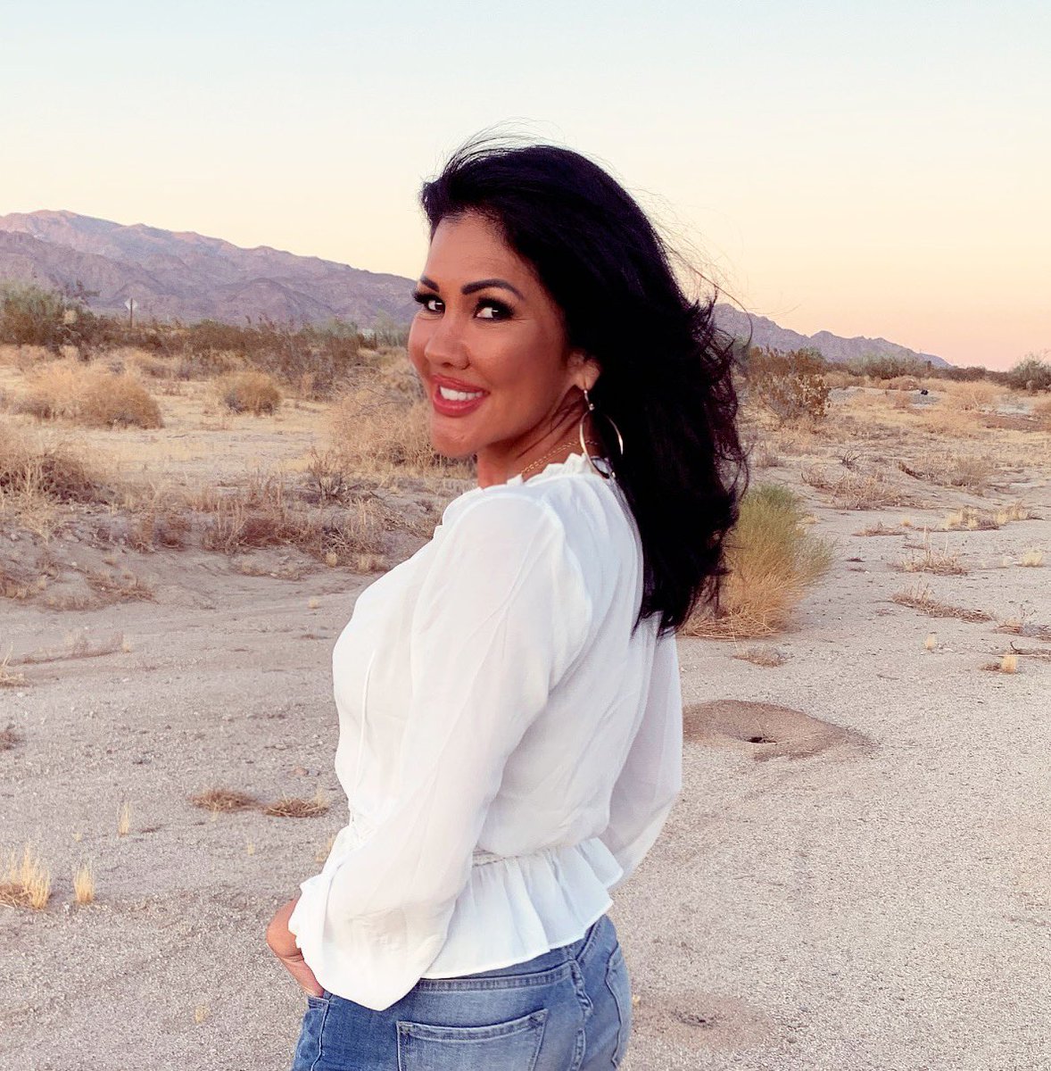 Mia St. John tweet media
