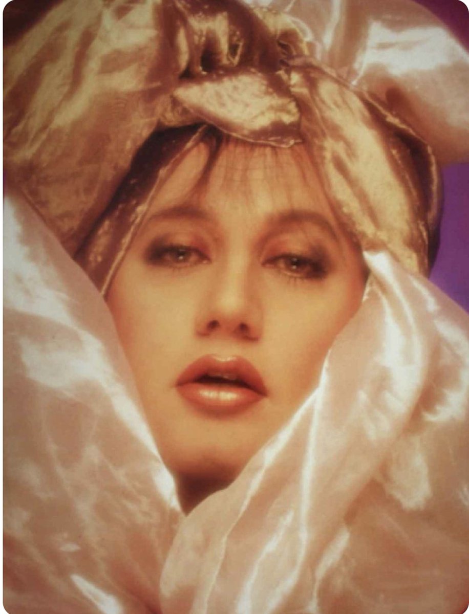 AnupamPKher's tweet photo. This is ME on the cover of @CineBlitz magazine. It was an April fool issue dated April 1st 1991. The pic and the story along with it had created a sensation. #MickyContractor did the make up and ace photographer #GautamRajadhyaksha clicked the pic. Those were the innocent days of cinema. 😍🙏😍