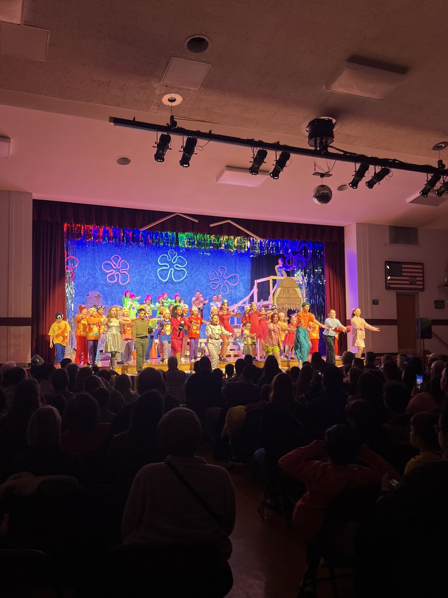 Julia Peter tweet media