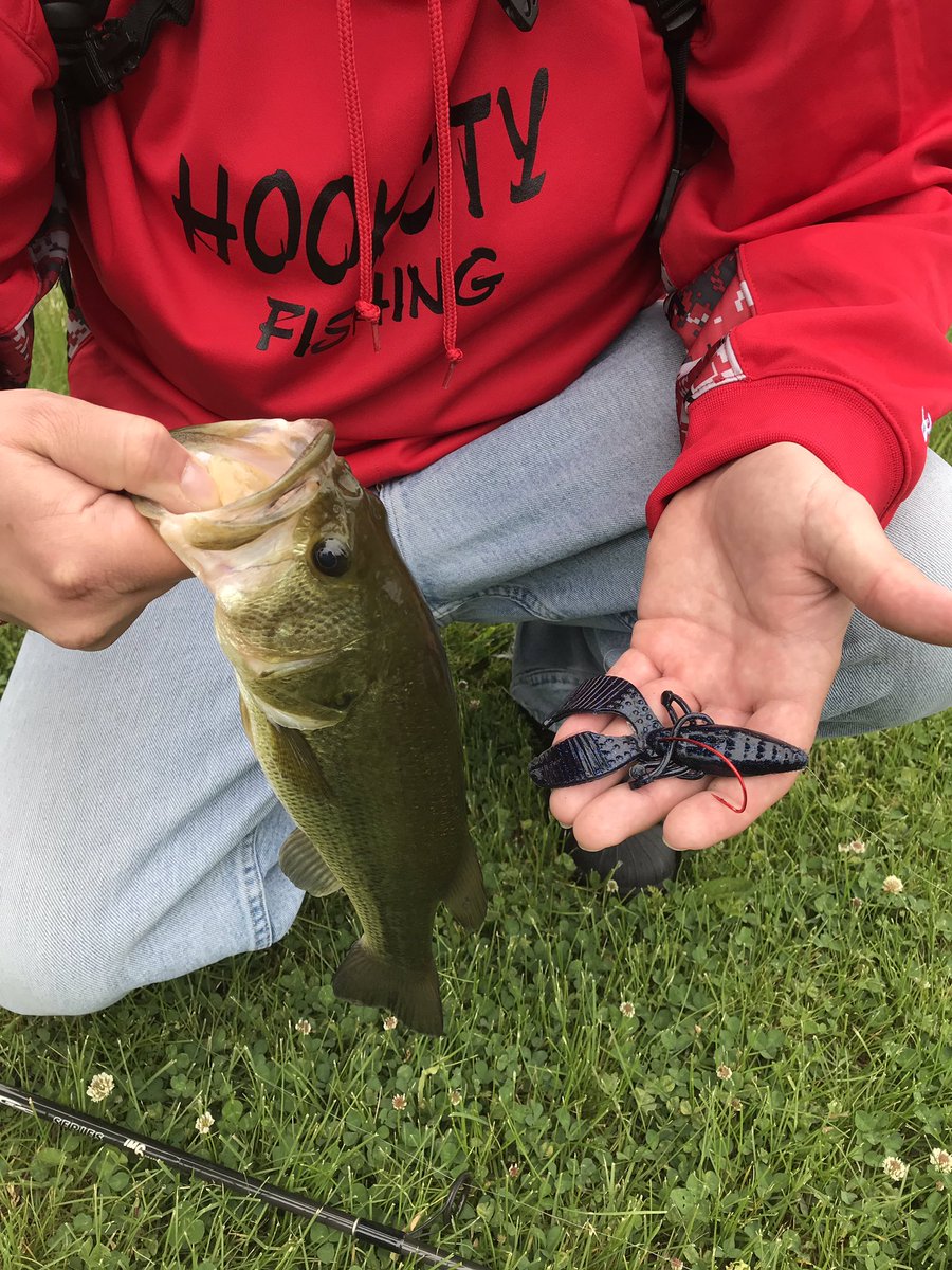Black and blue craw🎣
#fishing #bassfishing #softplastics #softplasticbaits #catchandrelease #catchoftheday #bass #largemouthbass #largemouthbassfishing #saturdayvibes #fishin #fishinglife #atthelake