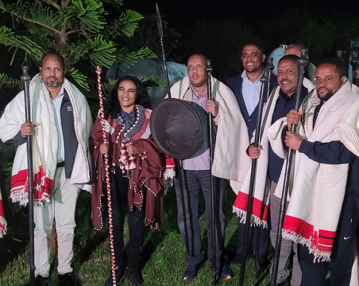 ProfKindeya's tweet photo. We #Tigray can't thank enough our Oromiya Colleagues &amp; leadership @ShimelisAbdisa for the warm welcome, forward looking &amp; excellent engagement we had during our recent visit! Follow ups needed. We hope to  continue such constructive engagement with other Regions. #ገለ��ማ https://t.co/ttQur3Srxq