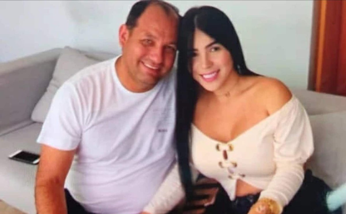 nuevodiaenlinea's tweet photo. #Venezuela | VIDEO| Olvany Gaspari, mujer relacionada al exdiputado #hugbelroa y a la trama de #CorrupcionenPDVSA , se entregó a las autoridades 👇
https://t.co/Mo7l3q1XHq https://t.co/c0QeV20UhR