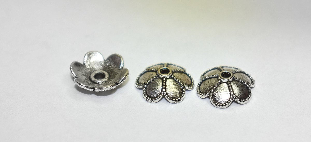RainNSnowBeads's tweet photo. Excited to share the latest addition to my #etsy shop: 50 pcs 6mm Antique Silver Bead Caps Brushed Metal, Scalloped with Rope Design https://t.co/I5qSsfM7Gx #silver #beading #beadcap #antiquesilver #ornate #scalloped #ropedesign #brushedmetal #6mm https://t.co/eIOFsXreh5