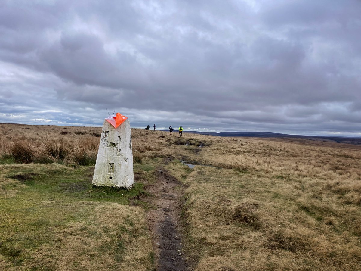 18.5 miles over the moors at the Five Trigs event this morning. 
Plenty of mud and the usual post race feed. 
Was supposed to be saving the legs for Fridays M2L event, but I love these local races too much to miss out 🥰