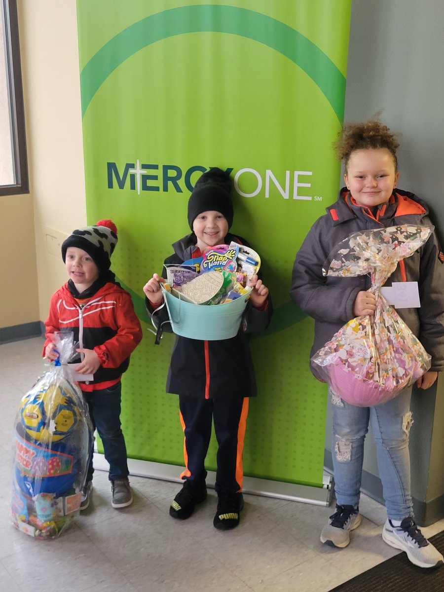 AlliIngels's tweet photo. MercyOne Oelwein Medical Center participated in the annual Easter Basket Hunt...Great to see the smiling kiddos @MercyOne_Iowa https://t.co/ZA5IMYmXlK