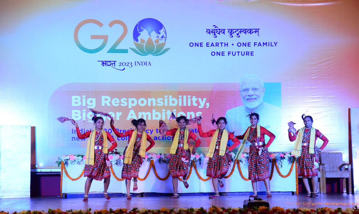 nitrourkela's tweet photo. #UtkalaDibasa: NIT Rourkela community celebrated the auspicious #OdishaFoundationDay. With the goals of #G20India's presidency, #JanBhagidari (people's movement to join & celebrate the #G20 leadership) events kick-started today involving other state institutions.
@g20org #Odisha https://t.co/jOmjXK0s6R