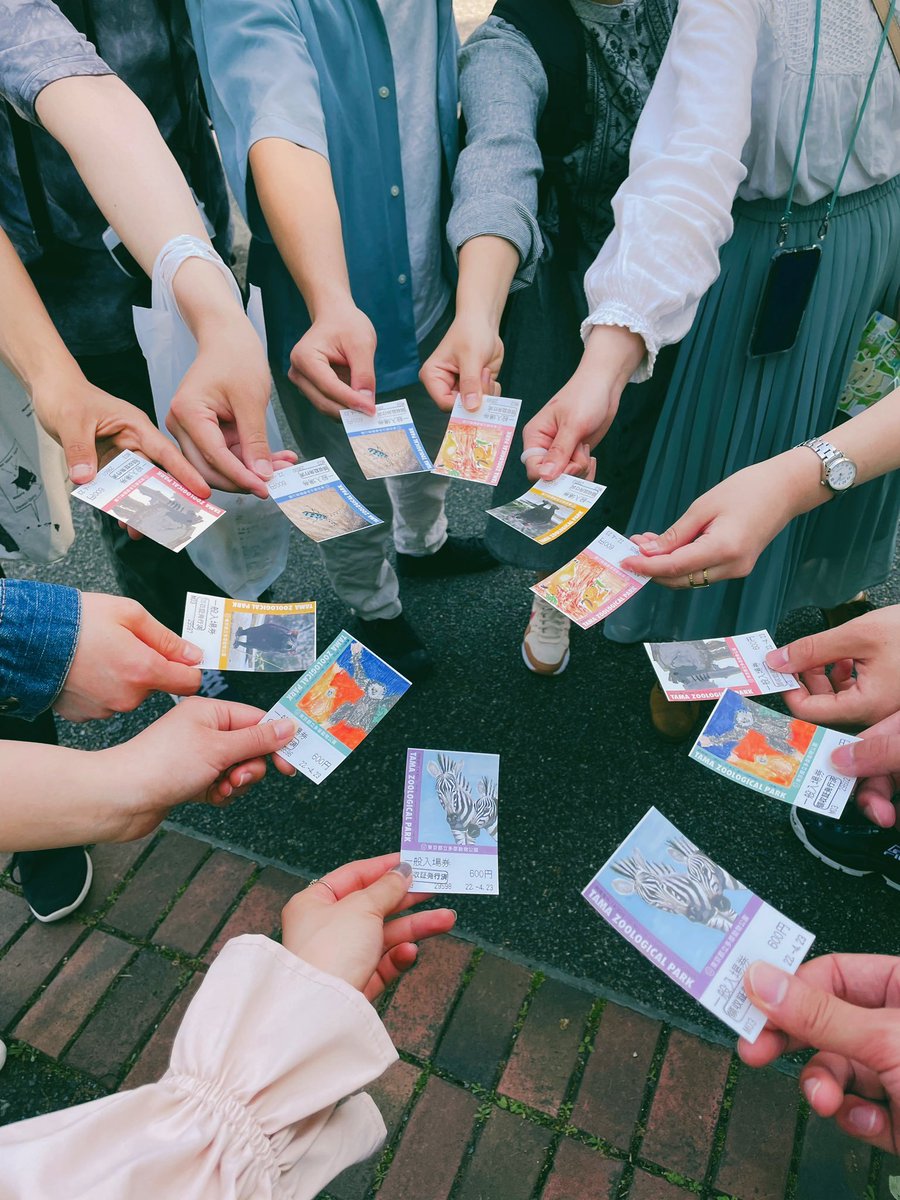 chu_neco_'s tweet photo. サークル紹介①

昨年度の新歓では多摩動物公園に行きました！奇跡的に「ネコ科めぐり」という企画が開催されている時期で、チュウネコらしい活動ができました🐯

今年度の新歓イベントもお楽しみに！！
#春から中央 #春から中大
#春から明星
#春から帝京 https://t.co/mcn5V45ReH