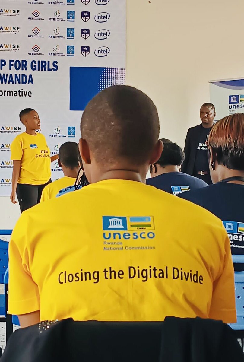 AkezaGermaine's tweet photo. STEM #Girls Bootcamp!
National STEM/ICT Mentorship training camp for girls in high schools, northern and western Rwanda 🇷🇼, is happening #RwandaCodingAcademy !
Theme: “Close #digital devide: ensuring gender transformative digital skills eduction for #women and girls”
@Rwanda_Edu https://t.co/IJiFPelslN