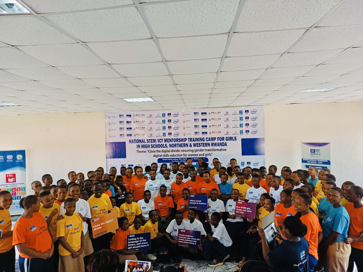 AkezaGermaine's tweet photo. STEM #Girls Bootcamp!
National STEM/ICT Mentorship training camp for girls in high schools, northern and western Rwanda 🇷🇼, is happening #RwandaCodingAcademy !
Theme: “Close #digital devide: ensuring gender transformative digital skills eduction for #women and girls”
@Rwanda_Edu https://t.co/IJiFPelslN