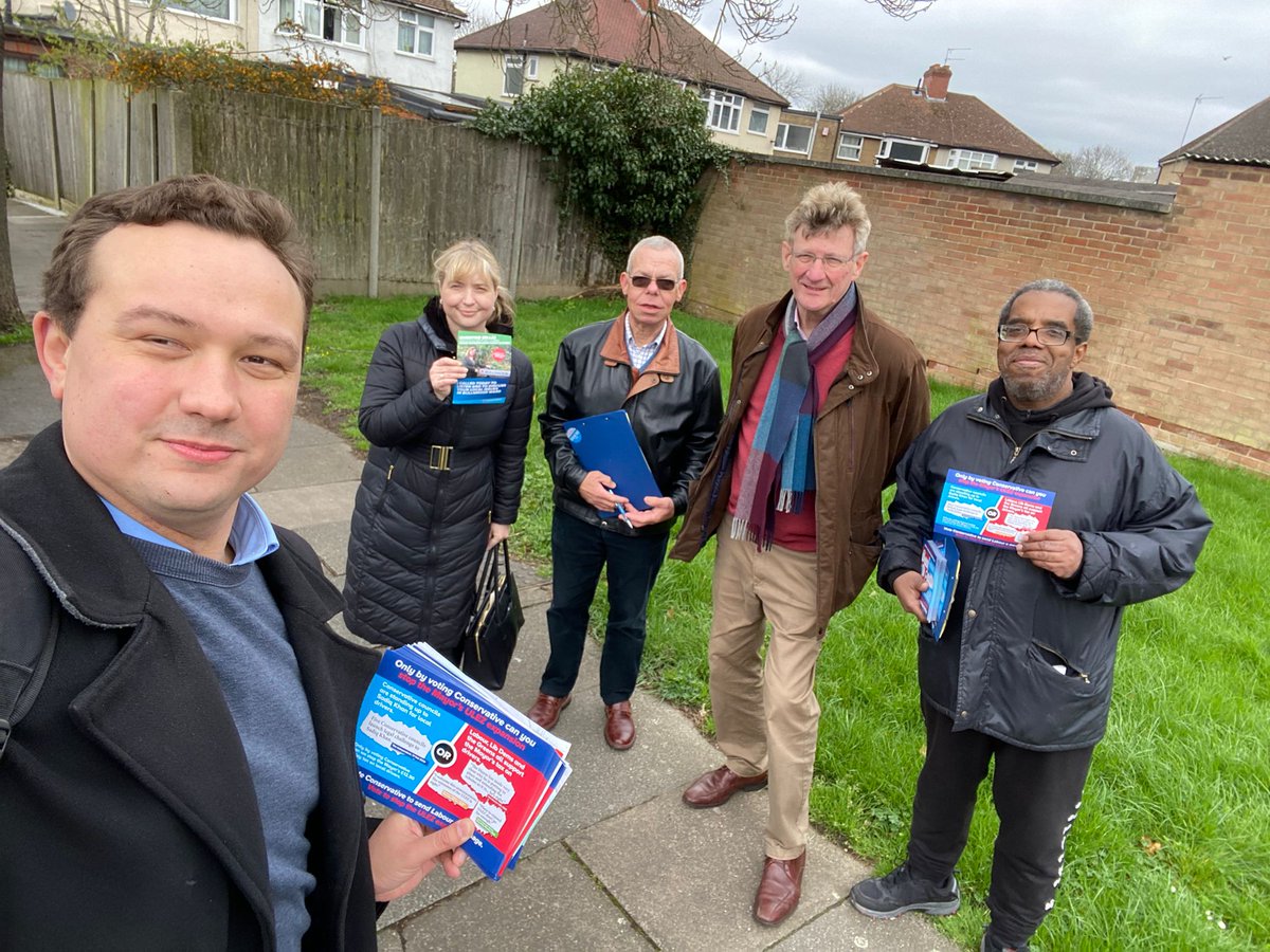 Dry afternoon campaigning in Bullsmoor good response on most doorsteps