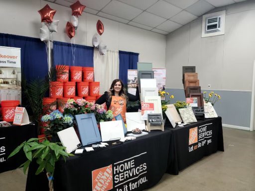 #1001 Nicole &amp; Team are Ready Set! Go! For the Turlock Home Improvement Show 🙌 👏 💪 🤩 <a href="/NicoleHsps/">Nicole Chahoud HSPS</a>  <a href="/CeceliaDSM/">Cecelia Fernandez</a> <a href="/GlennHD20/">Glenn Nicholas</a> @Amir_Sarofiem <a href="/THDjulia/">Julia</a> <a href="/HDIS_Bonnie/">Bonnie-HDIS Assistant Installation Mgr.</a> @HDIS_JG <a href="/SteveKnottPN/">Steve Knott</a> <a href="/THDYuda/">Yuda Arbeli</a> <a href="/THDRyanSilcott/">Ryan Silcott</a>