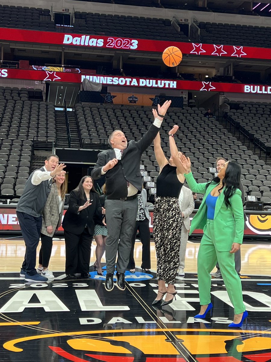 Megan Wilson tweet media