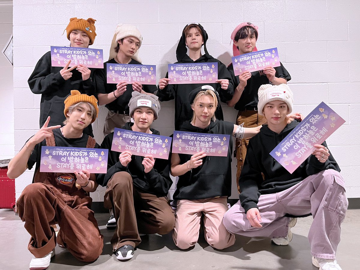 OFFICIAL_NVRLND's tweet photo. NVRLND 1ST WORLD TOUR ‘MANIAC’

What an unforgettable night!
Thank you for gifting us with our first US stadium concert 💕

#LaDeiteENT https://t.co/7IWq6nnK25