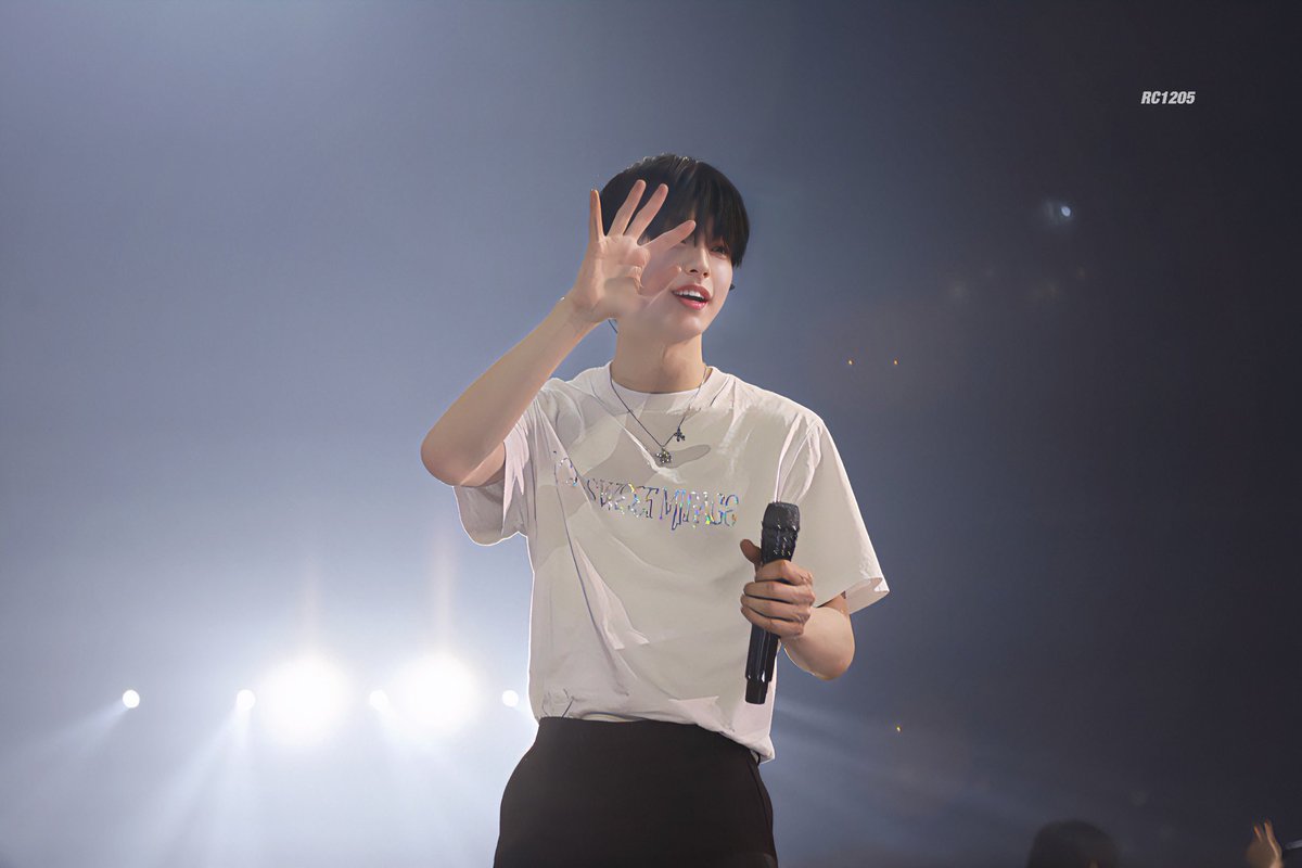 【20230325서울 콘서트 】
ACT : SWEET MIRAGE

🌠

#수빈  #SOOBIN 
#TOMORROW_X_TOGETHER #TXT  
#투모로우바이투게더 #투바투