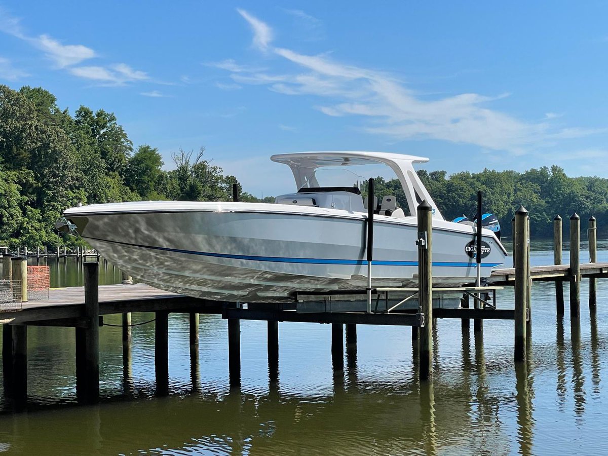 BluewaterYS's tweet photo. The Cigarette 39 GTS "Tripple J's" offers a sleek and functional design, with an open feel and excellent performance. Now on the market for $785,000, this boat comes with three 450hp Mercury engines, as well as extensive seating and unobstructed views. 
https://t.co/ozxiB4HEsm https://t.co/2HUBkfPn5F