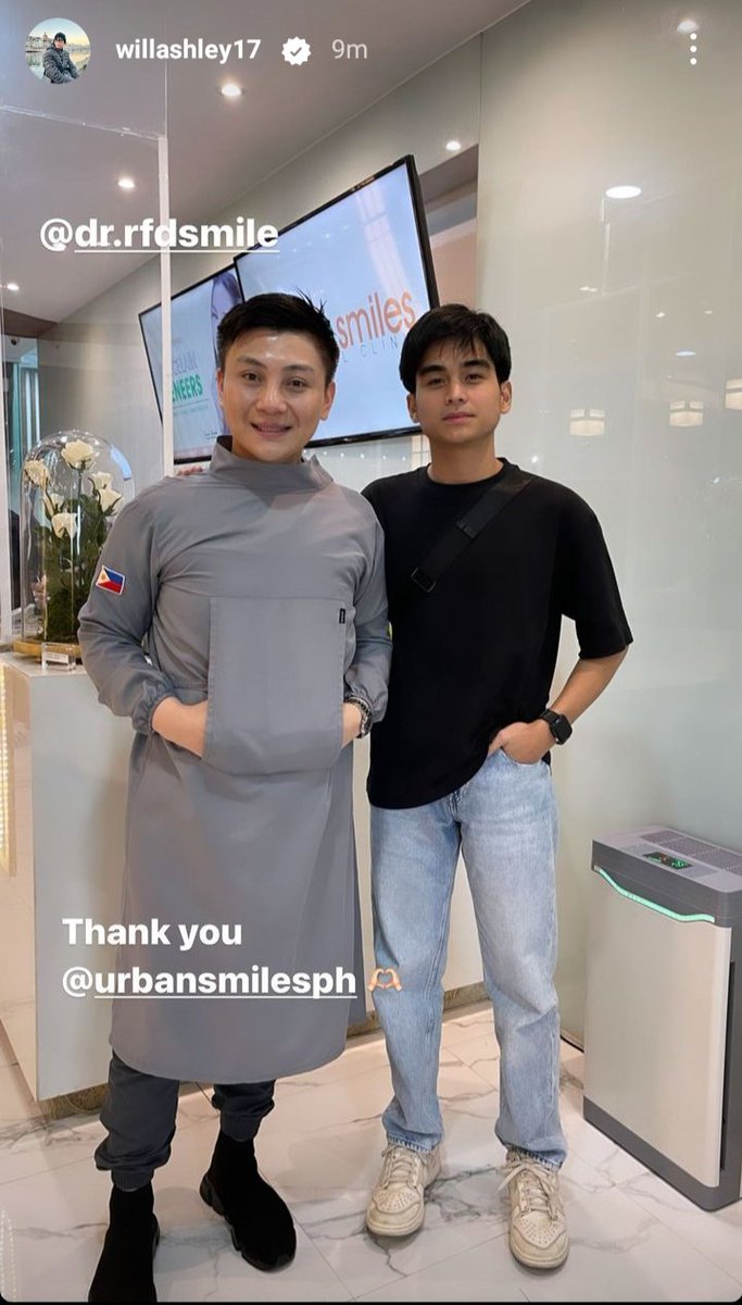 Manila483's tweet photo. Wow naman sabay nagpa dentist ang coco nyo at si will same outfit and shoes pa lakas ng loob ni coco lumabag sa rule fave kasi ng management #mnl48coleen #MNL48 https://t.co/TpY3TEnyyZ