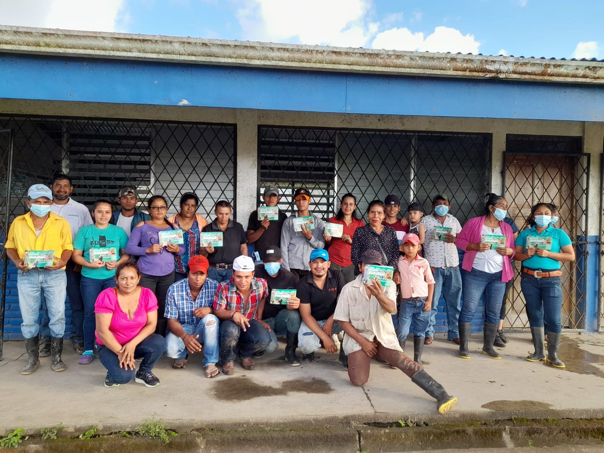 MarenaNicaragua's tweet photo. En la comunidad Miraguas, municipio de Comalapa, Chontales realizamos presentación sobre la importancia ambiental y socioeconómica de la Reserva Natural Serranía de Amerrisque, con una participación de 21 protagonistas.

 #2023JuntosVamosAdelante #MARENA #AmorAlaMadreTierra https://t.co/IXG3pLOAFb