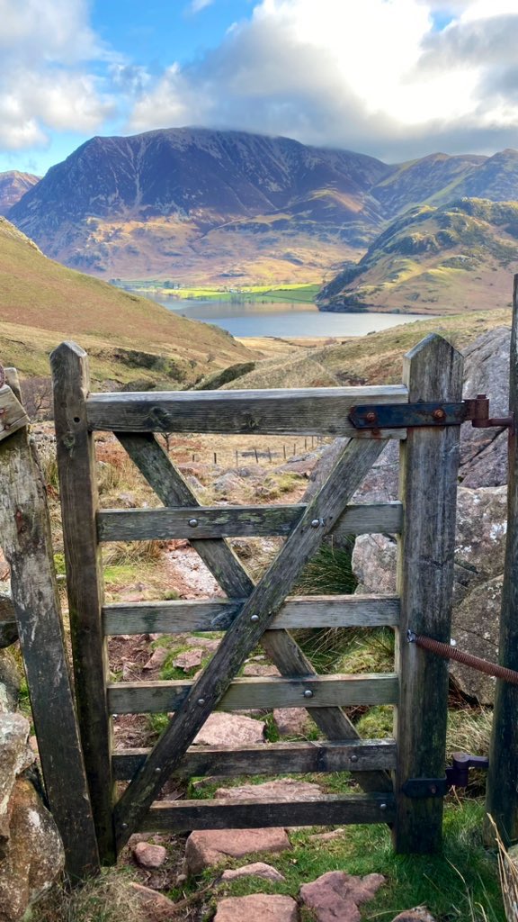 DieselandMaggie's tweet photo. ❤️ wow! What a day! 🏔️🥾❤️ #LakeDistrict #ScaleForce #RedPike #HighStile #Buttermere #Cumbria https://t.co/romT6xMx4U