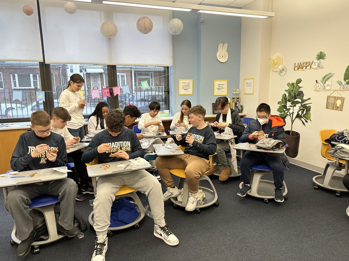 KrishPsych's tweet photo. @Krishpsych #XHS Freshmen Orientation class of 2027 https://t.co/i522xnsqiw