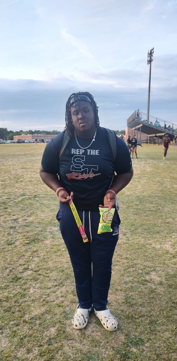 StromTrack's tweet photo. Congratulations to @Jwilliams77___ on receiving the Bronze Medal & placing 3rd in Discus with a new PR of 122'0"!!!! After missing last season due to injury, & we are excited to watch him starting to reach his potential!!!! #PCCW #BleedBlue #TrackMade #SpikeItUp https://t.co/uMLeqc4MTI