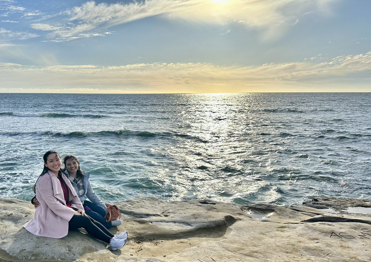 kimmythekidney's tweet photo. Couldn’t finish our San Diego conference adventures without enjoying some breathtaking sunset cliffs views 🌊 and a classic Cali açaí bowl in Hillcrest! 😎 Here’s to another wonderful kidney conference together!🫘❤️#foreverConferenceBuddies #AKICRRT2023 @MonicaVivek @BCMPedsRenal https://t.co/ueWCHybC30