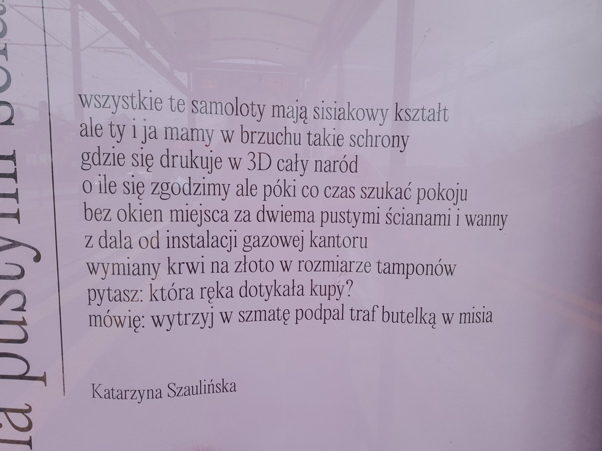 TwittusAndronic's tweet photo. "Poezja" wywieszana na gdańskich przystankach w ramach #miastoliteratury https://t.co/5So5cbMRg4
Jak wam się podoba? https://t.co/kFImx9QWit