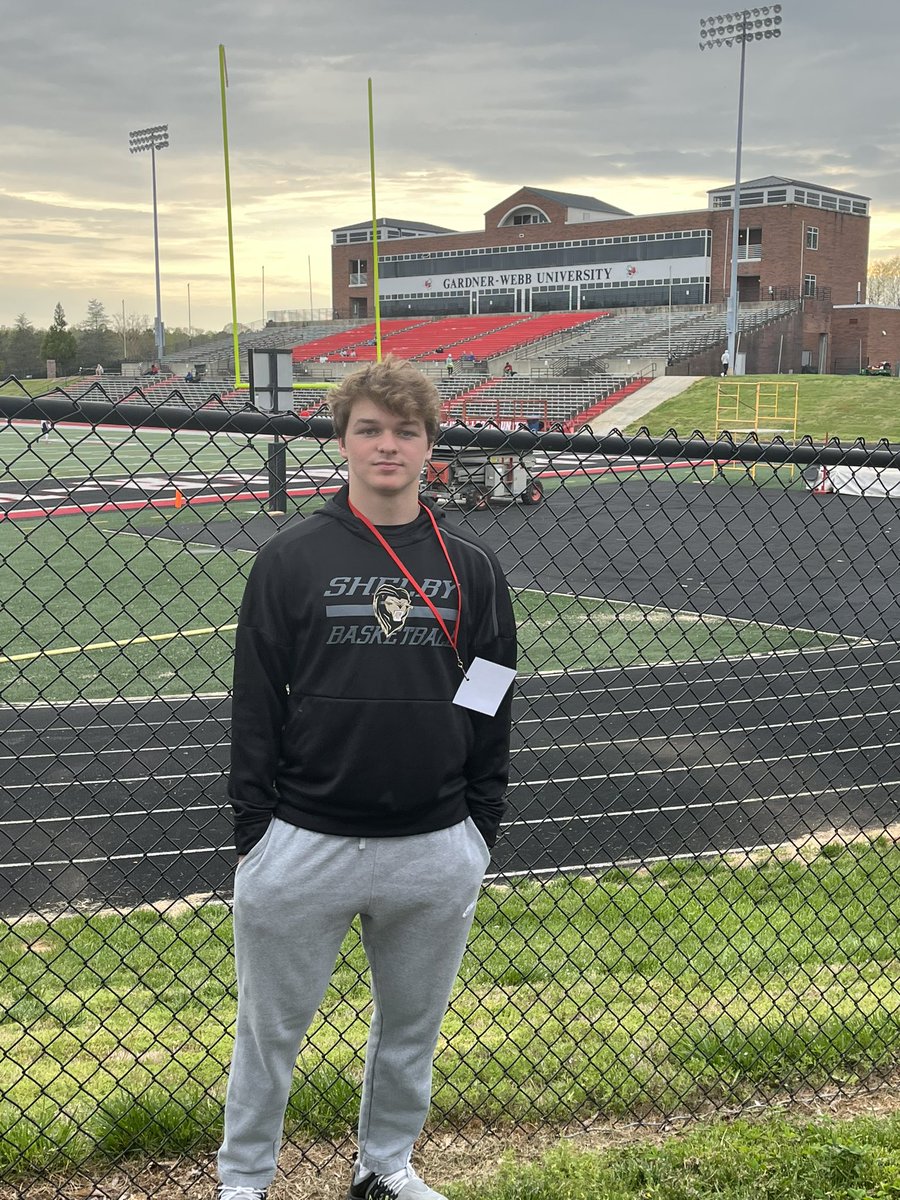 Great day at Gardner Webb football yesterday! Thanks for the invite! <a href="/CoachTreLamb9/">Tre Lamb</a> <a href="/Coach_Davenport/">Coach Dominique Davenport</a> <a href="/baileyfisher_14/">Bailey Fisher</a> <a href="/ReardonCoach/">Josh Reardon</a>