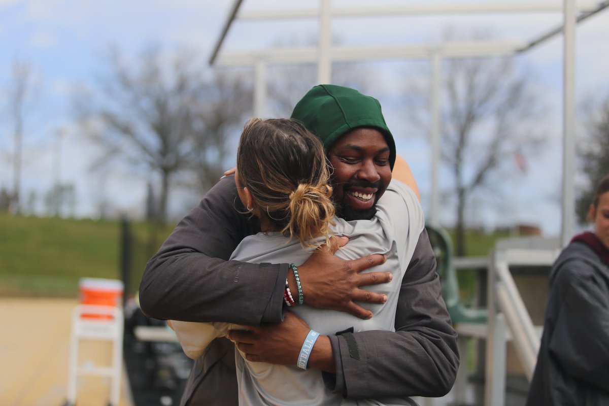 McDaniel_WSOC's tweet photo. Four years until Forever. Hearts are full from a day on The Hill with our alum 💚 https://t.co/g99sX2I2Mk
