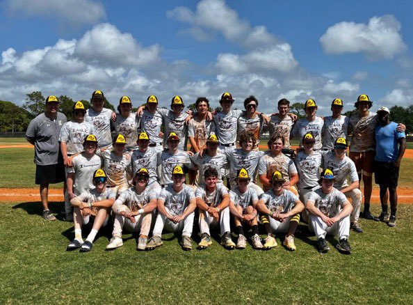 AppleValleyBaseball tweet media